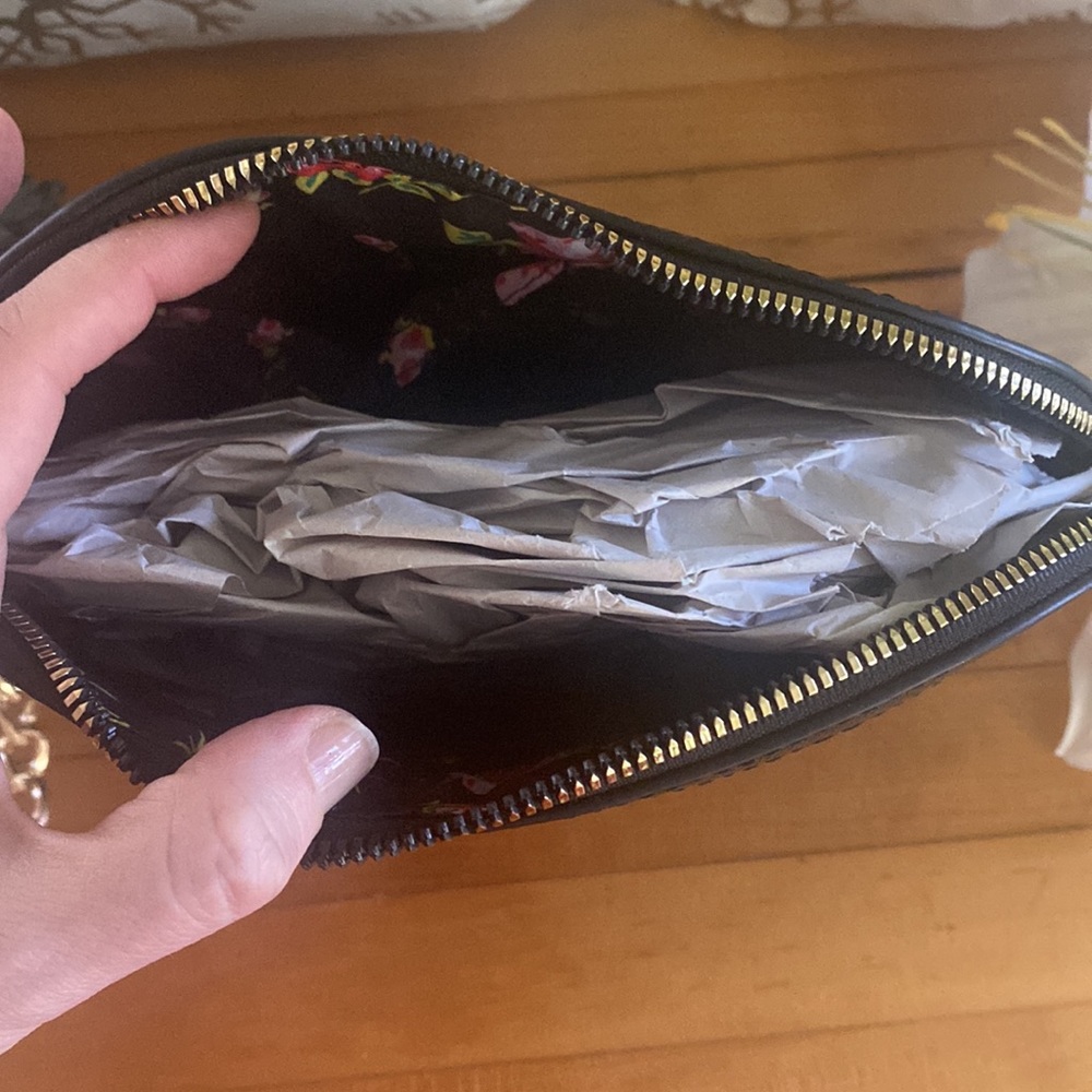 Betsey Johnson 'Margie' Embossed Lizard Crossbody, Black - Picture 10 of 15